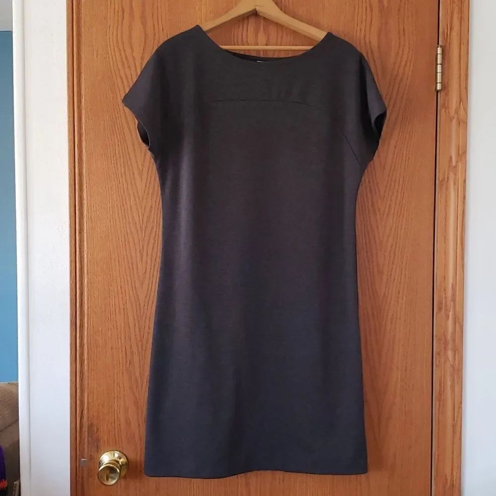 Very Nice Dark Gray Old Navy Shift Dress Sz SP